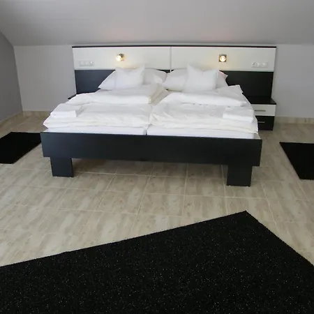 Andora Vendeghaz Апартаменты Magyarboly