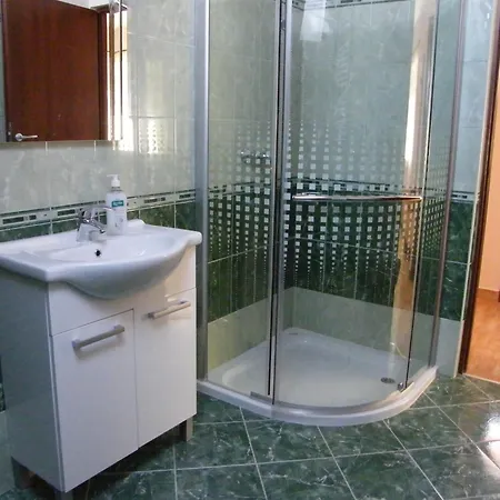 Andora Vendeghaz Апартаменты *